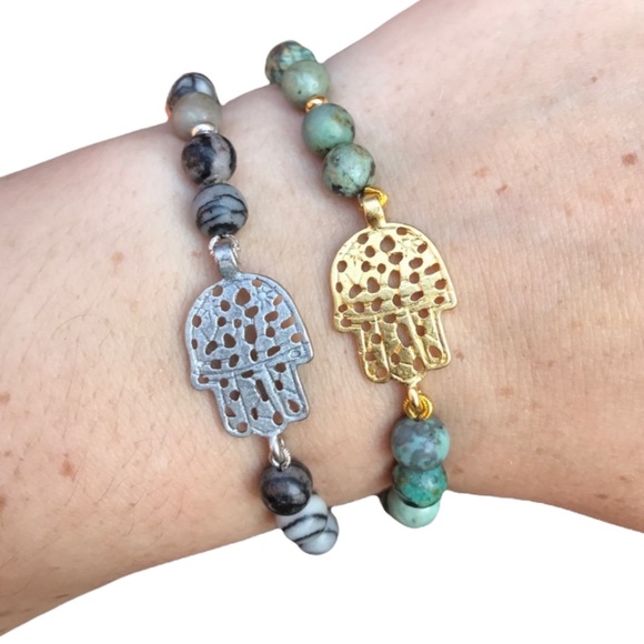 Hamsa Beaded stretch Bracelet - Picture 4 of 13